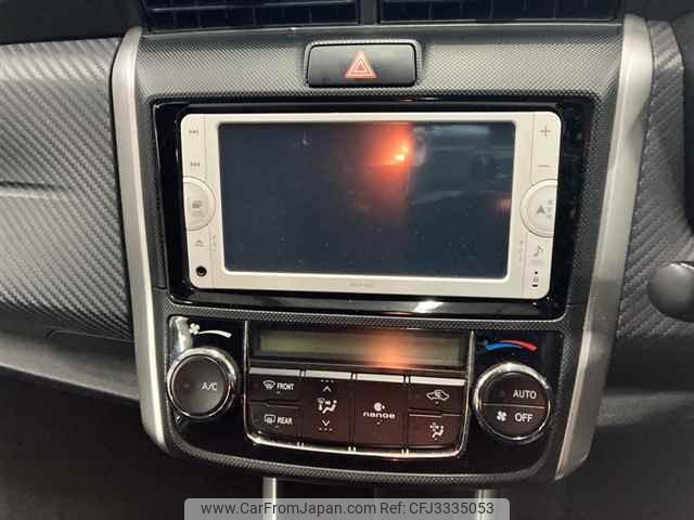 Toyota Corolla Fielder thumbnail 7