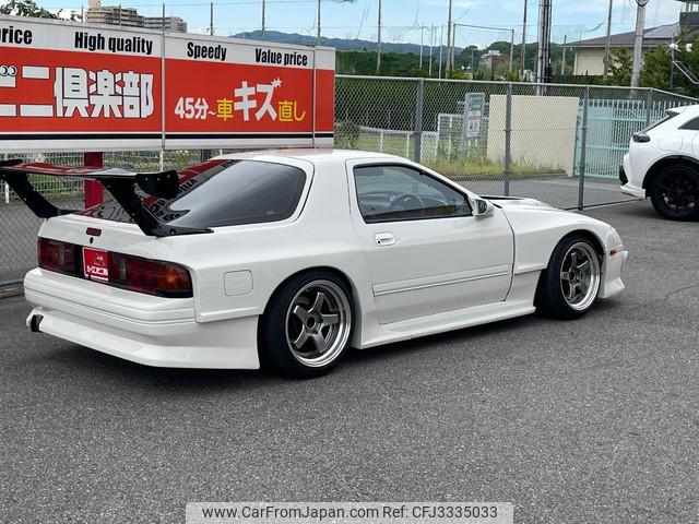 Mazda Savanna RX-7 1991 thumbnail 9