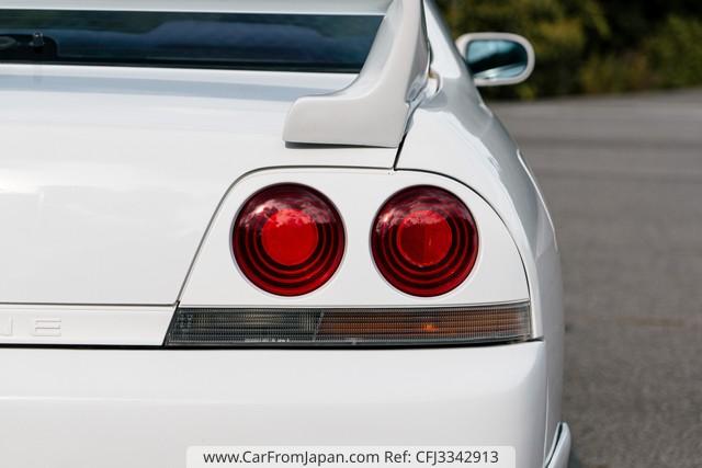 Nissan Skyline Coupe 1996 thumbnail 18