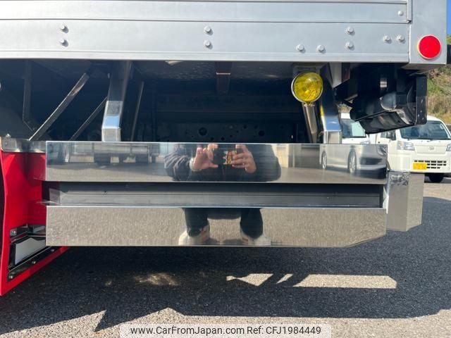 Isuzu Elf Truck 2000 thumbnail 42