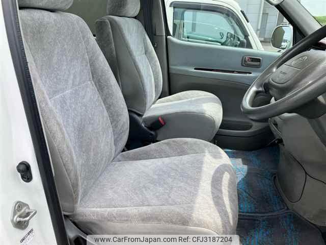 Toyota Hiace Regius thumbnail 8