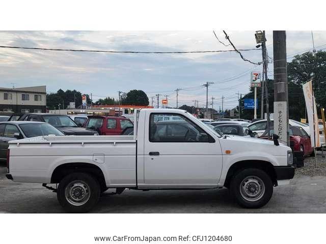Nissan Datsun Pickup 1991 thumbnail 5