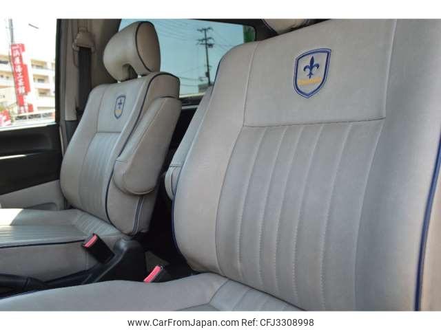 Mitsubishi Delica Spacegear 1999 thumbnail 9