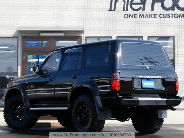 Toyota Land Cruiser 80 1996 thumbnail 11