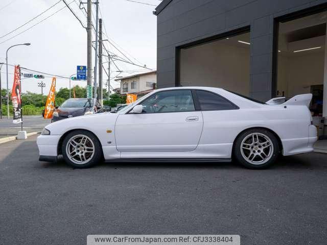 Nissan Skyline GT-R 1996 thumbnail 6