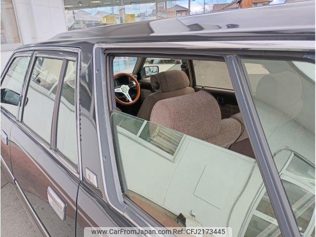 Nissan Cedric Wagon 1998 thumbnail 30