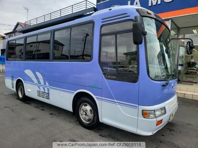 Hino Liesse 2001