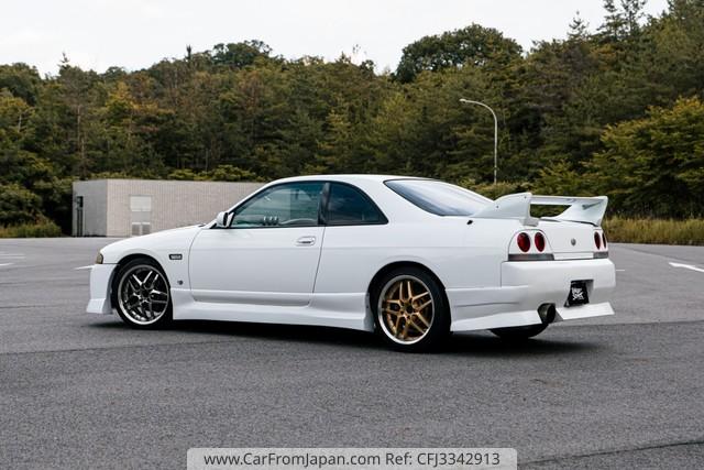 Nissan Skyline Coupe 1996 thumbnail 4