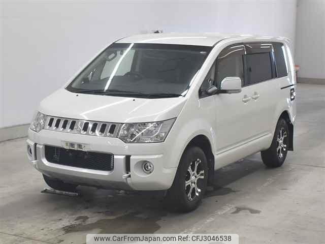 Mitsubishi Delica D5 thumbnail 5