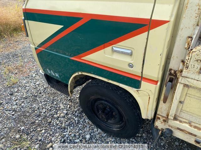 Mitsubishi Fuso Canter 1981 thumbnail 23