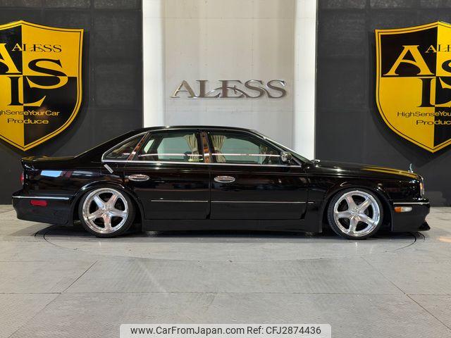 Nissan President 1999 thumbnail 14