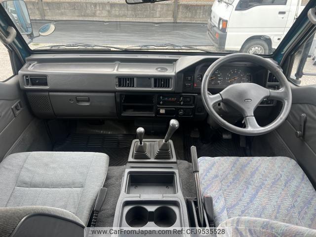 Mitsubishi Delica Van 1998 thumbnail 3