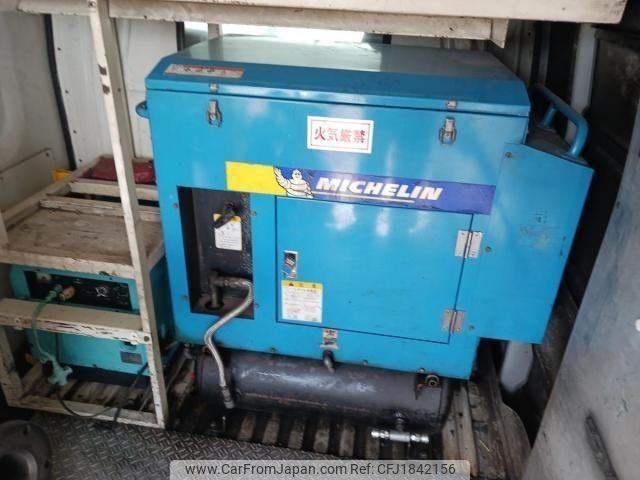 Isuzu Elf Truck 1999 thumbnail 11