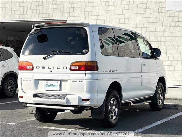 Mitsubishi Delica Spacegear 2000 thumbnail 12