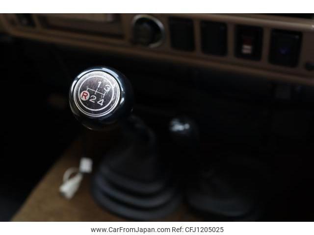 Toyota Land Cruiser 60 1982 thumbnail 19