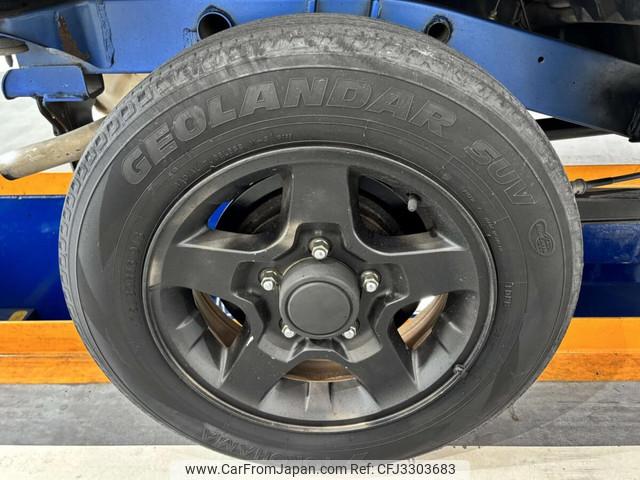 Suzuki Jimny 2000 thumbnail 27