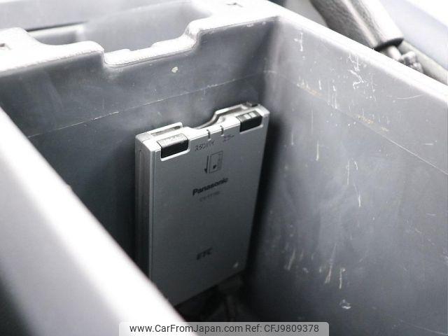 Toyota Land Cruiser 1997 thumbnail 19
