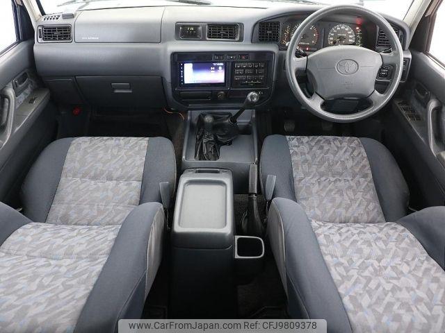 Toyota Land Cruiser 1997 thumbnail 3