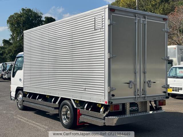 Isuzu Elf Truck 2000 thumbnail 2