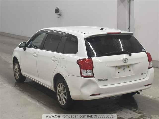 Toyota Corolla Fielder thumbnail 2