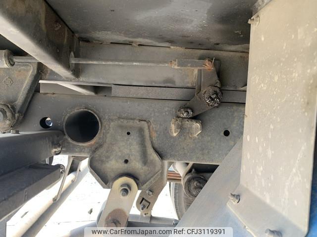 Mitsubishi Fuso Canter 1999 thumbnail 31