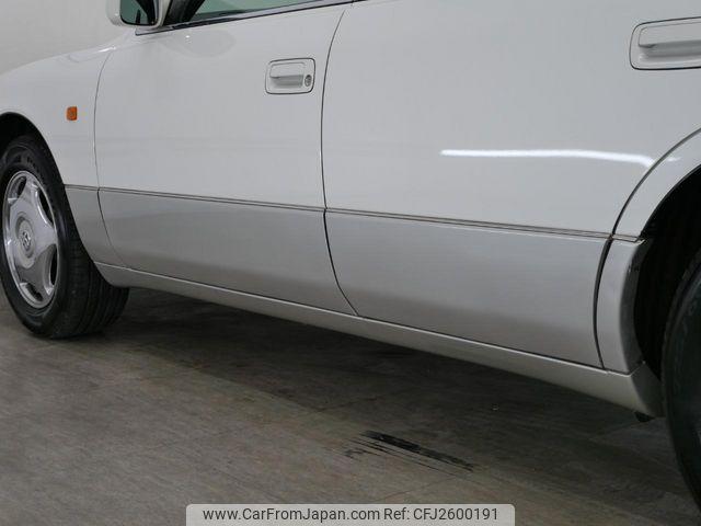 Toyota Celsior 2000 thumbnail 43