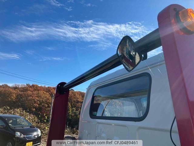 Isuzu Elf Truck 1997 thumbnail 24