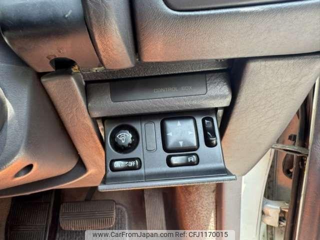 Nissan Gloria Van 1994 thumbnail 17