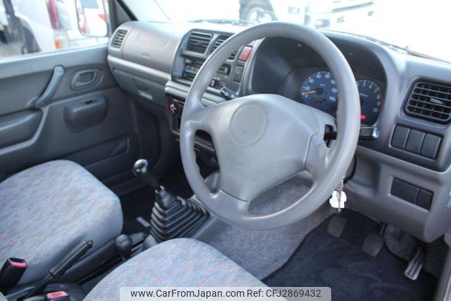 Suzuki Jimny Wide 2001 thumbnail 31
