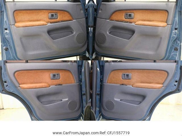 Toyota Hilux Surf 1997 thumbnail 12