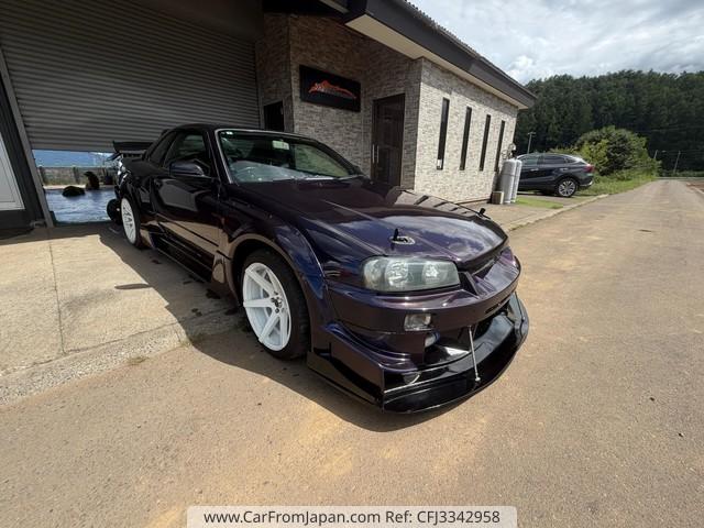 Nissan Skyline Coupe 2000 thumbnail 13