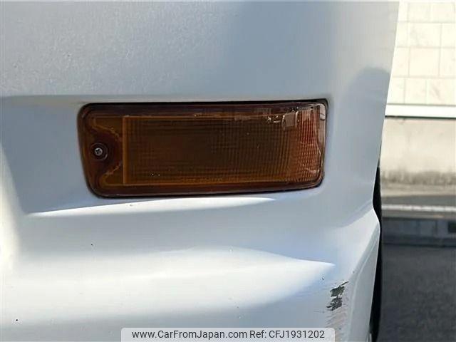 Mitsubishi Delica Spacegear 2000 thumbnail 17