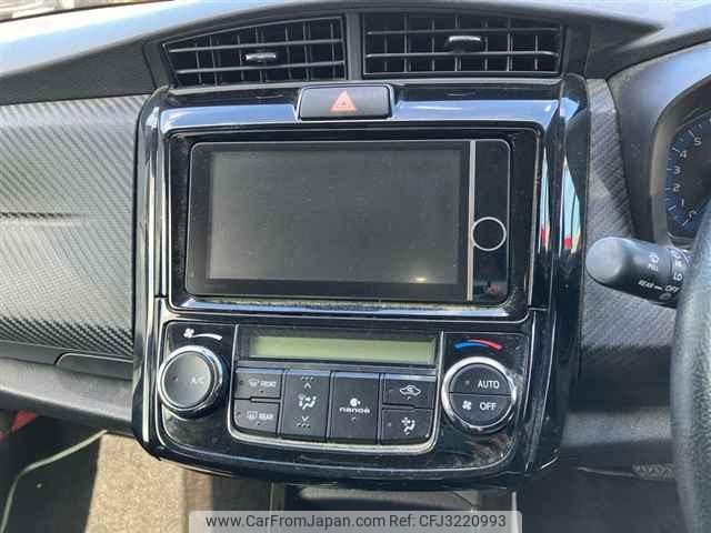 Toyota Corolla Fielder thumbnail 7