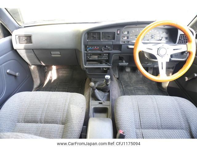 Toyota Hilux Pick Up 1992 thumbnail 7