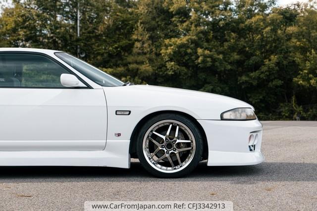 Nissan Skyline Coupe 1996 thumbnail 11