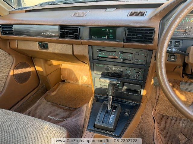 Nissan Leopard 1984 thumbnail 29