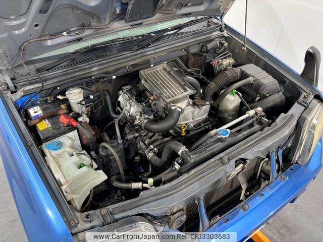 Suzuki Jimny 2000 thumbnail 7