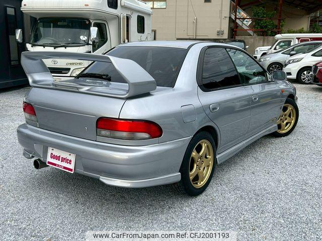 Subaru Impreza STI 2000 thumbnail 10