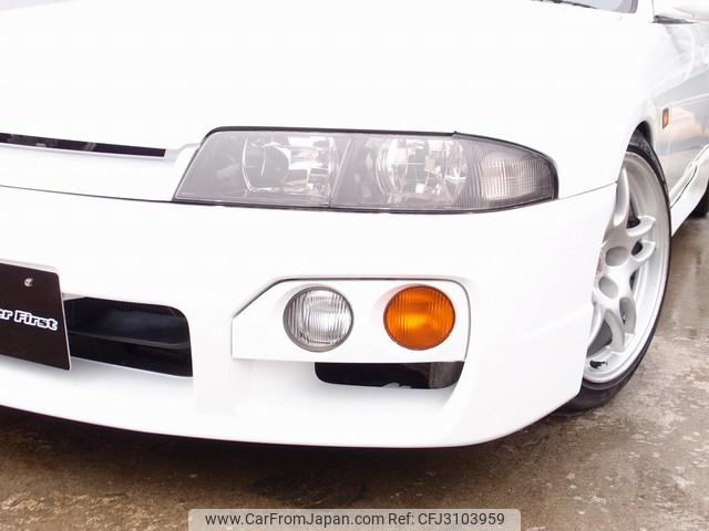 Nissan Skyline Coupe 1996 thumbnail 31