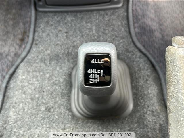 Mitsubishi Delica Spacegear 2000 thumbnail 27