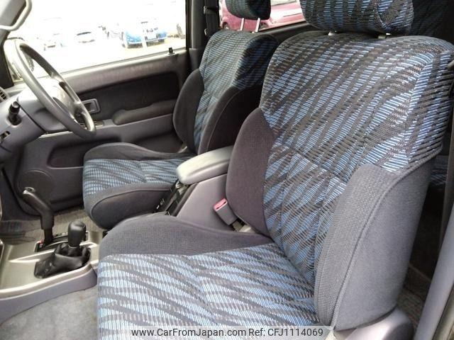 Toyota Hilux Surf 1998 thumbnail 33