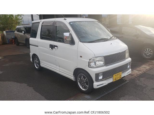 Daihatsu Atrai Wagon 2001 thumbnail 3