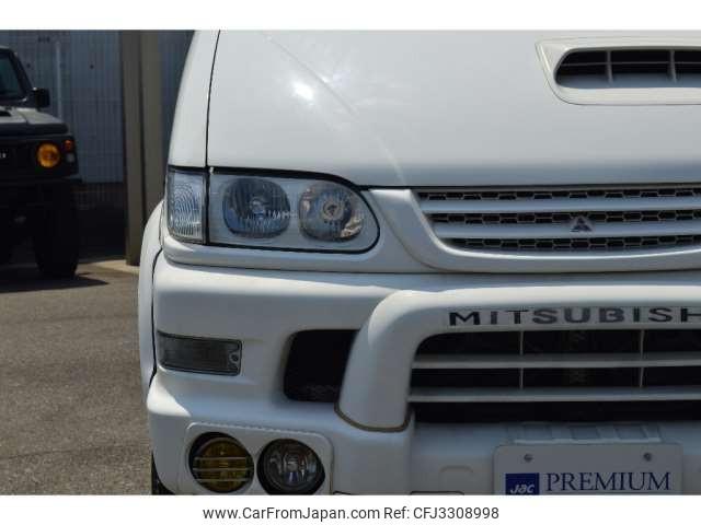 Mitsubishi Delica Spacegear 1999 thumbnail 32
