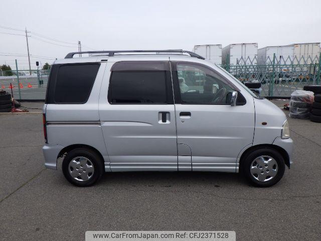 Daihatsu Atrai Wagon 1999 thumbnail 3