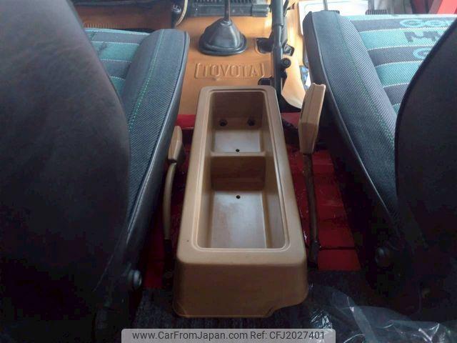 Toyota Land Cruiser 40 1980 thumbnail 29