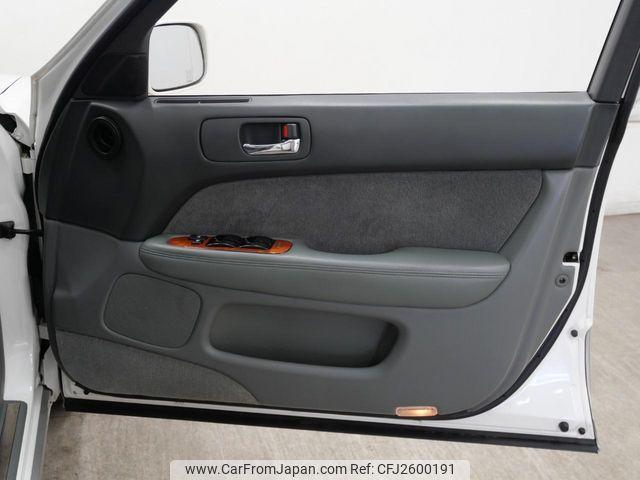 Toyota Celsior 2000 thumbnail 19