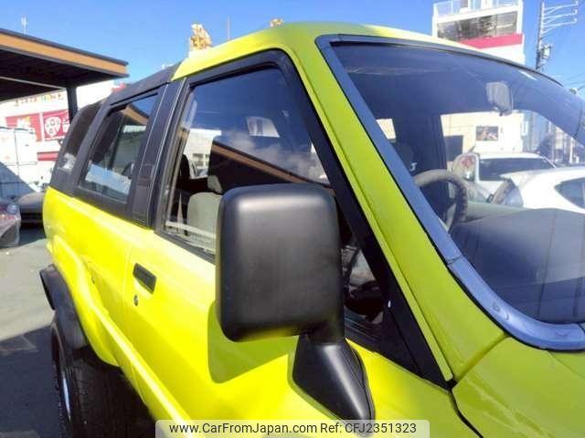 Toyota Hilux Surf 1986 thumbnail 27