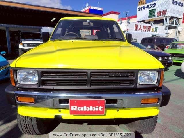 Toyota Hilux Surf 1986 thumbnail 3