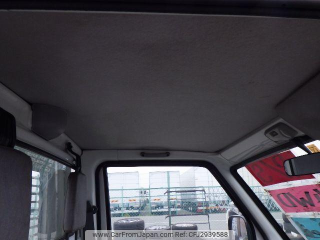 Mitsubishi Minicab 2000 thumbnail 21