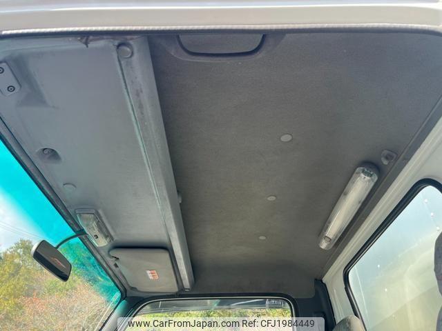 Isuzu Elf Truck 2000 thumbnail 21